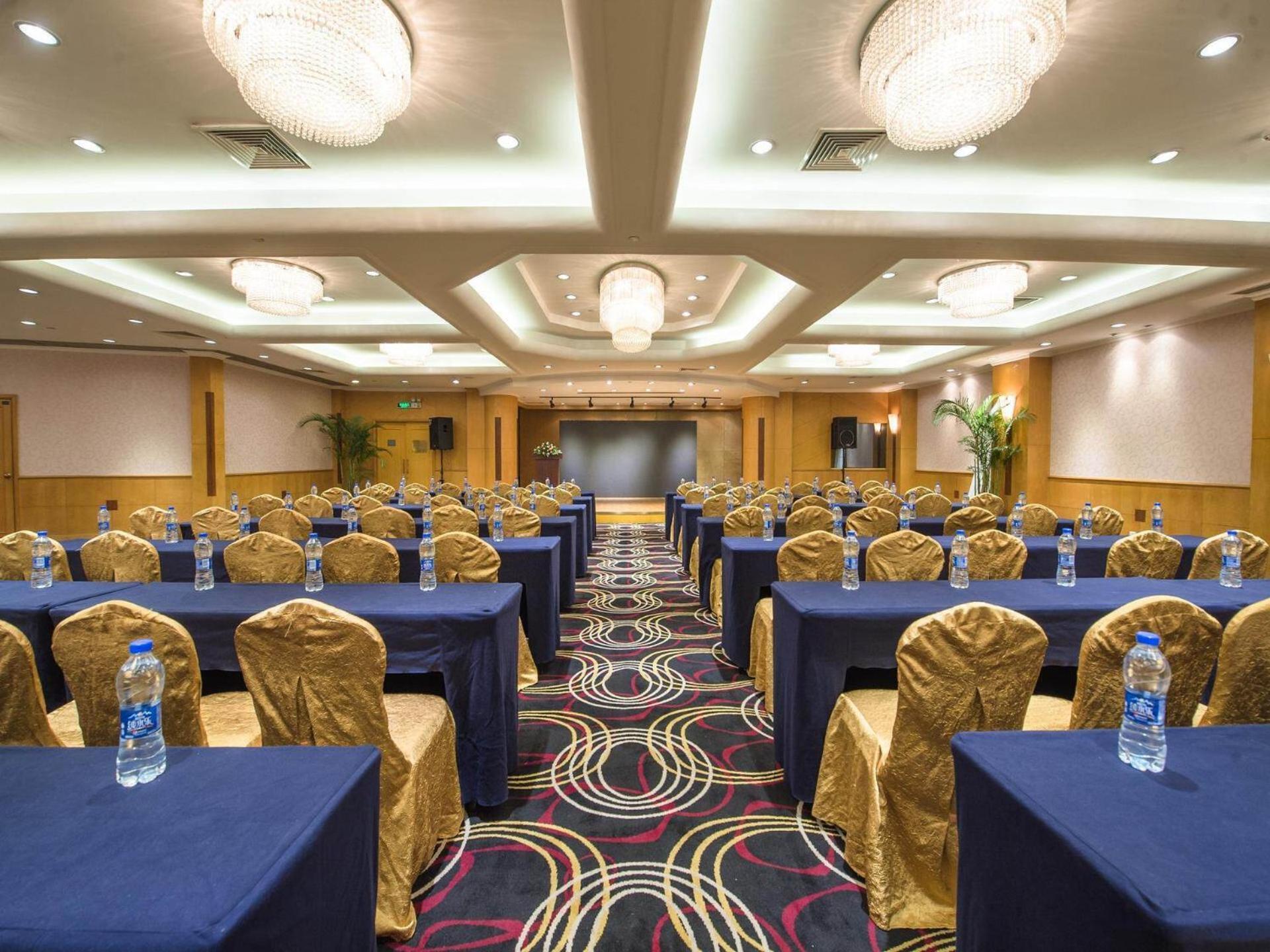 Park Inn By Radisson Shanghai Downtown Exterior foto