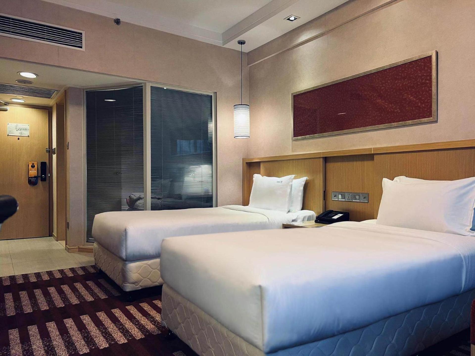 Park Inn By Radisson Shanghai Downtown Exterior foto